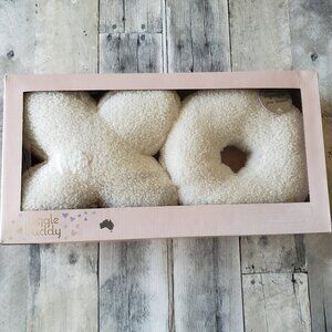 Snuggle Buddy Heat & Hug Pillow XO Kisses & Hugs Valentines Microwaveable Warm